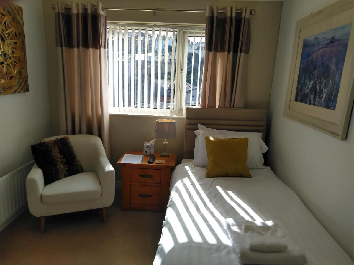 Guest house Barclay Court 4*