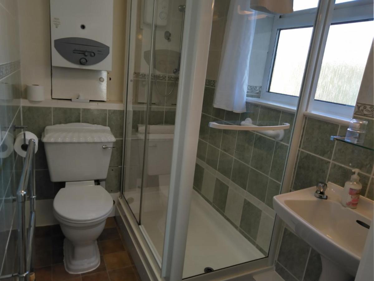 Barclay Court Guest house 4*