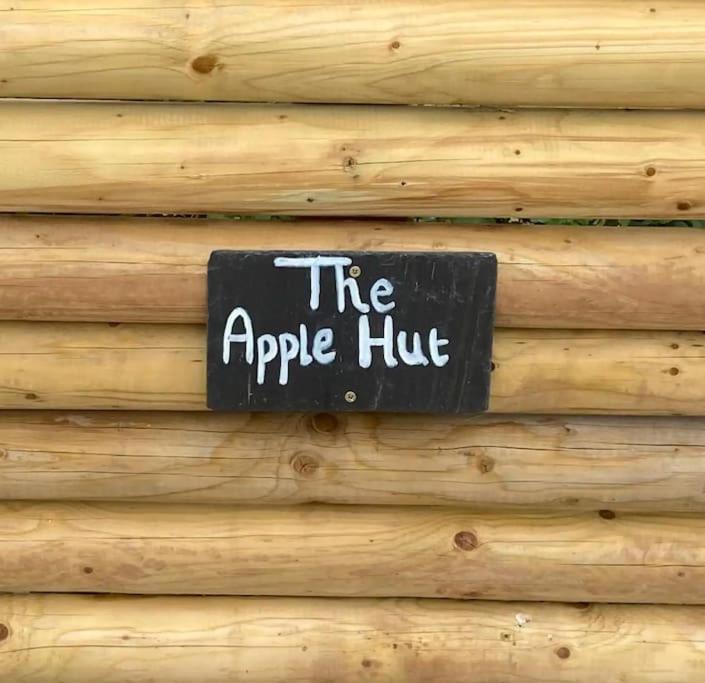 Apple Hut Apartment