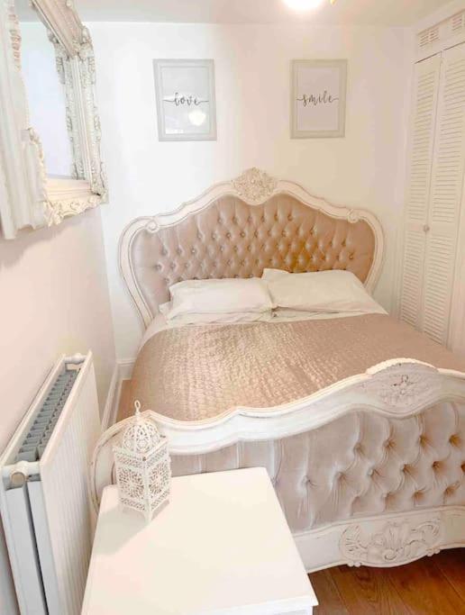 Lovely Two Bedroom Apartment, With Private Garden! Apartamento Torquay