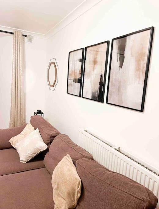 Apartamento Lovely Two Bedroom Apartment, With Private Garden! *