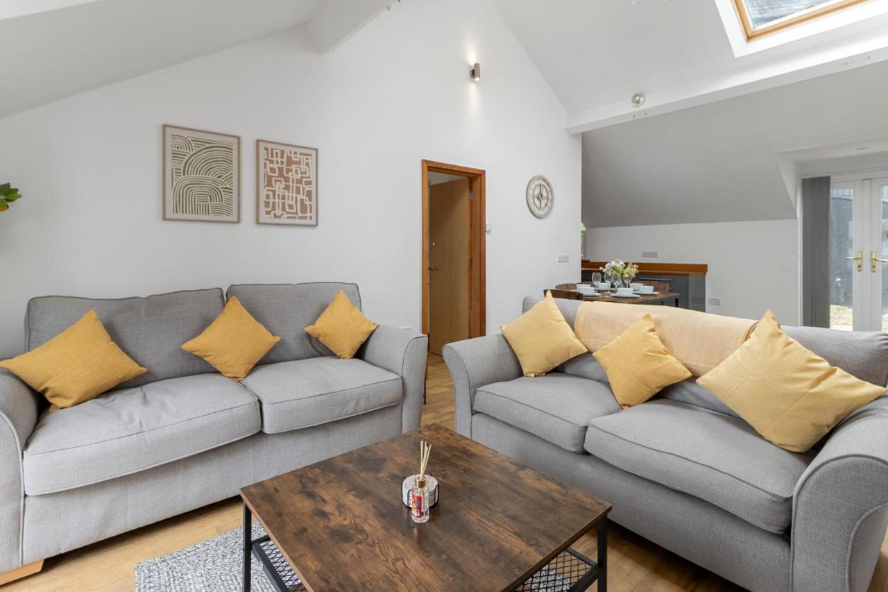 Stunning Sea View Whole In Torbay Close To Apartamento *
