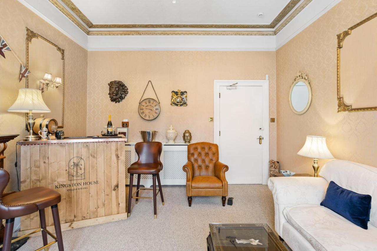 Kingston House 5*