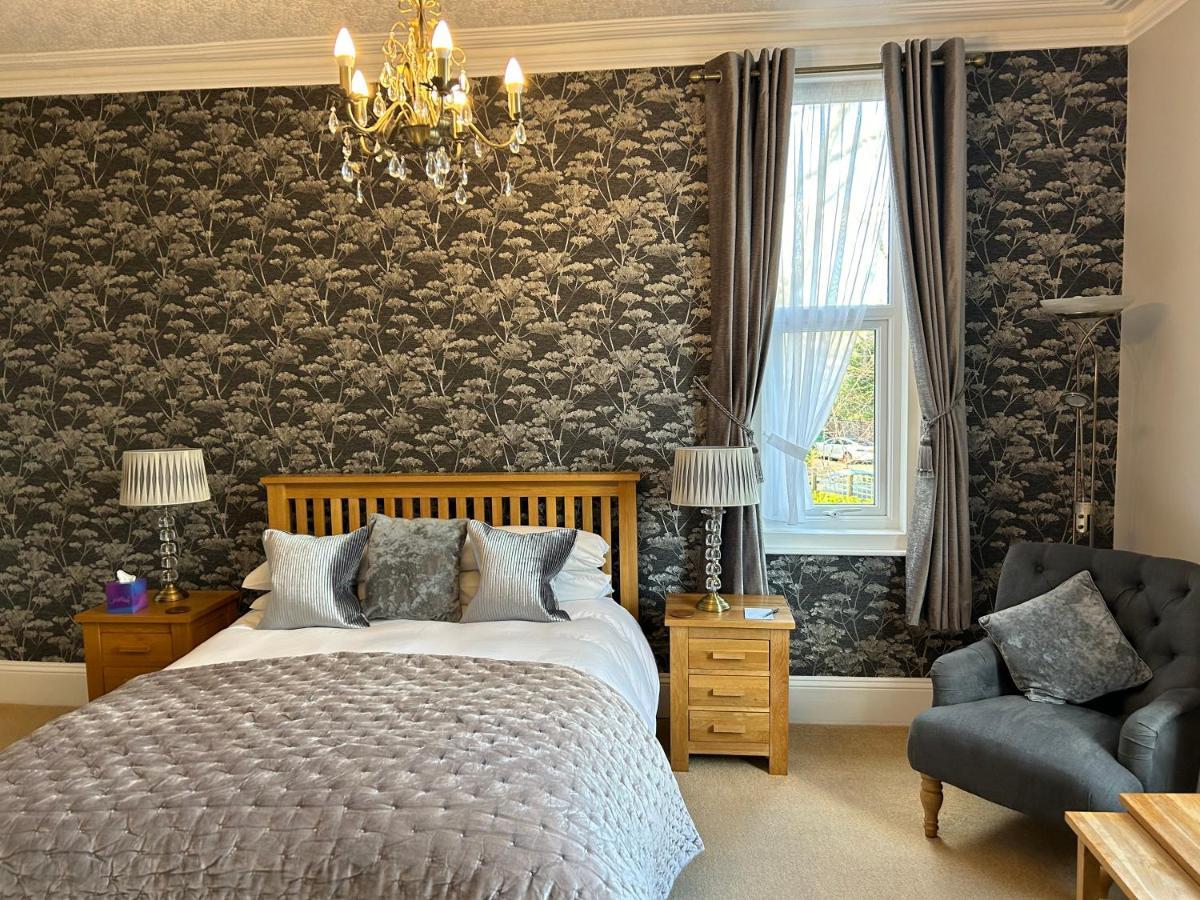 Elmdene 5*