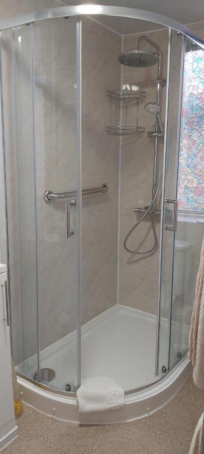 Cranborne Guest Exclusively For Adults 4*