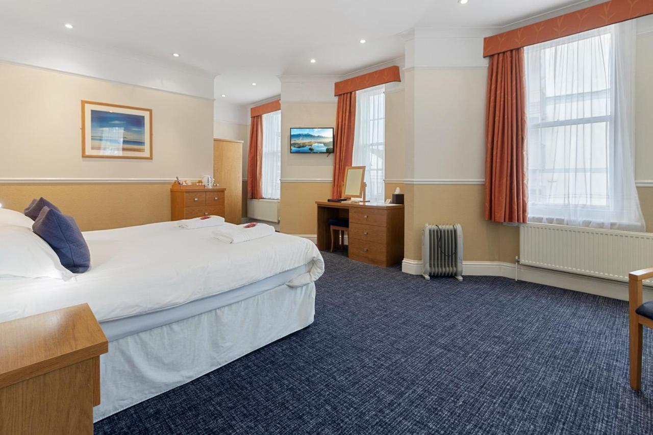 Babbacombe Royal And Carvery Hotel