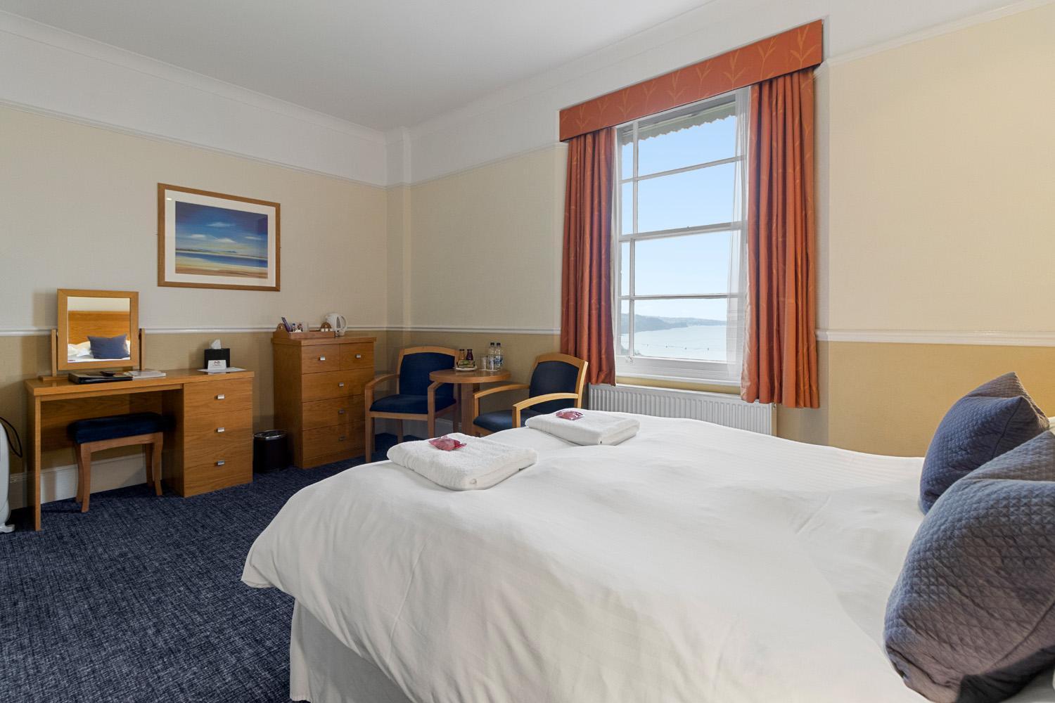 Babbacombe Royal And Carvery Hotel 2*