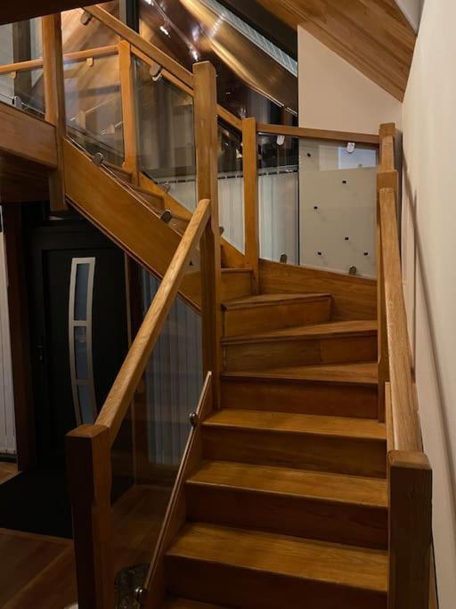 Dog Friendly, Roof Hot Tub, Panoramic Views. Holiday home *