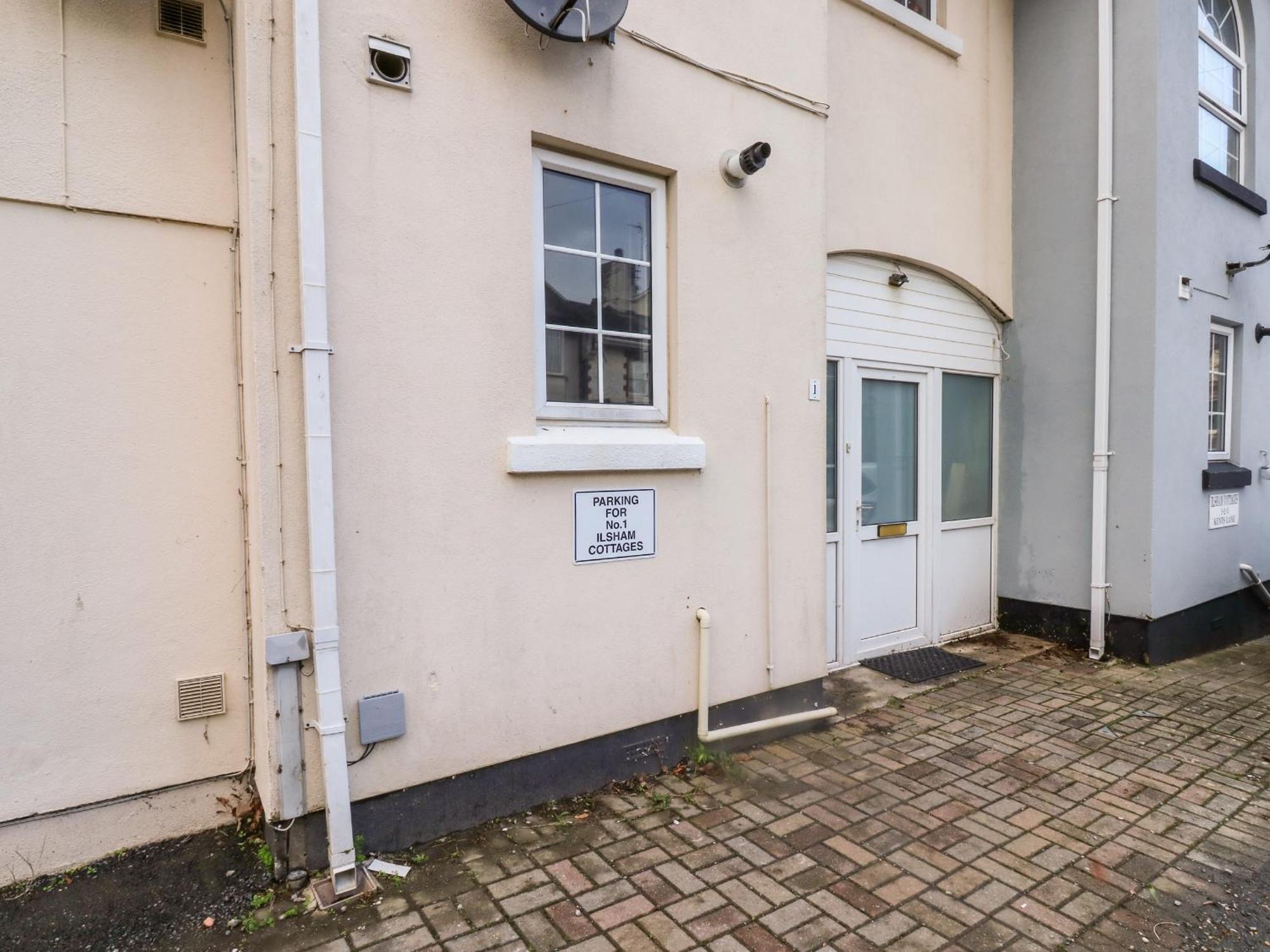 1 Ilsham Holiday home
