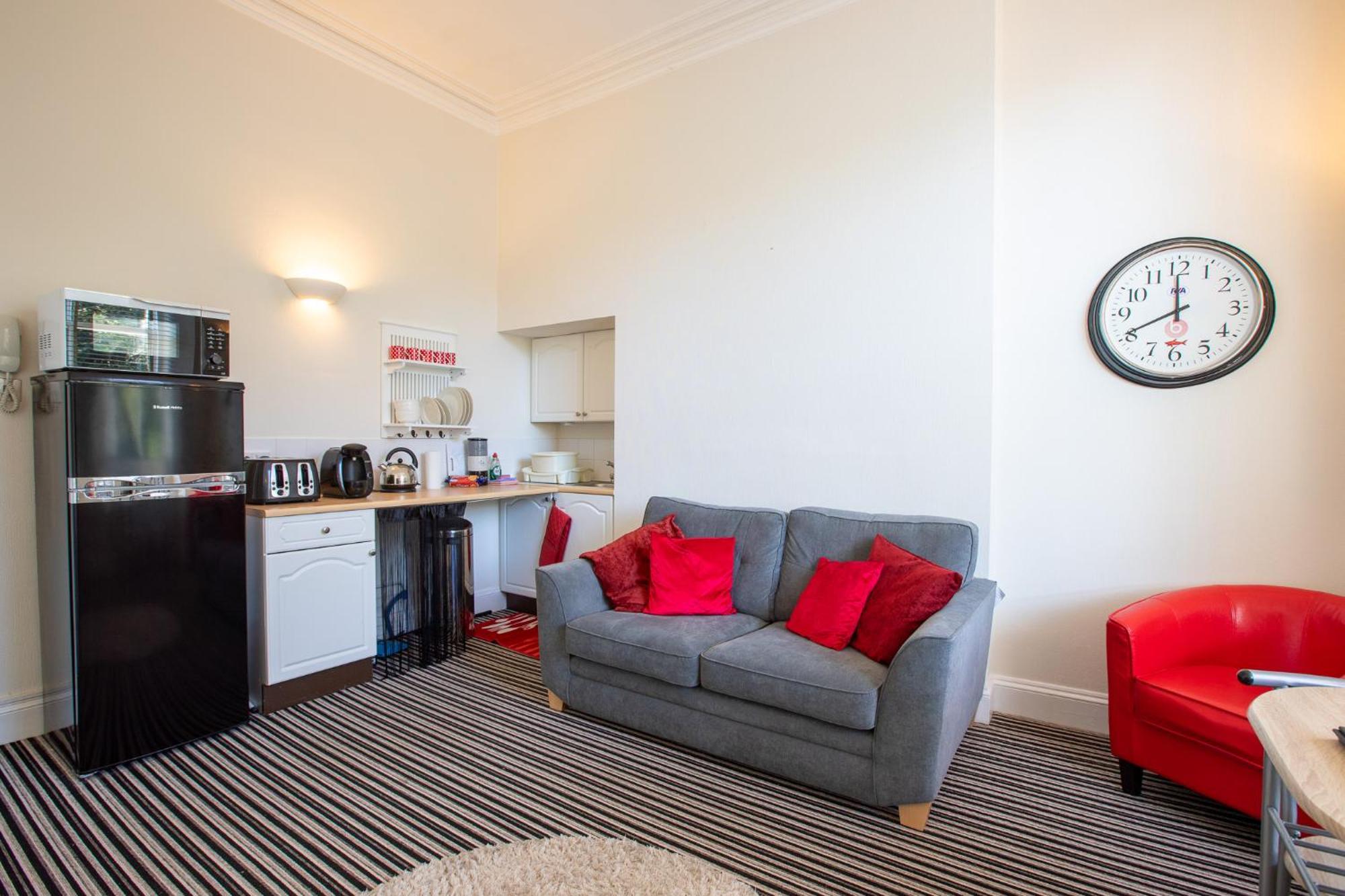 Apartment Cosy Flat In Victorian Villa- Parking & Garden *