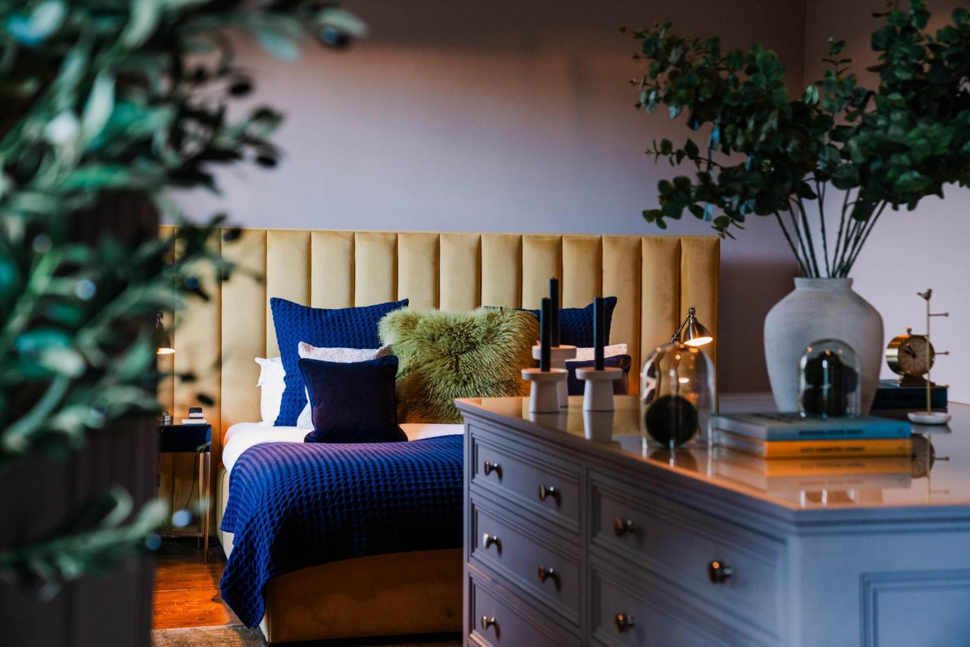 St Anne's Manor - Luxury With Hot Tub Villa *