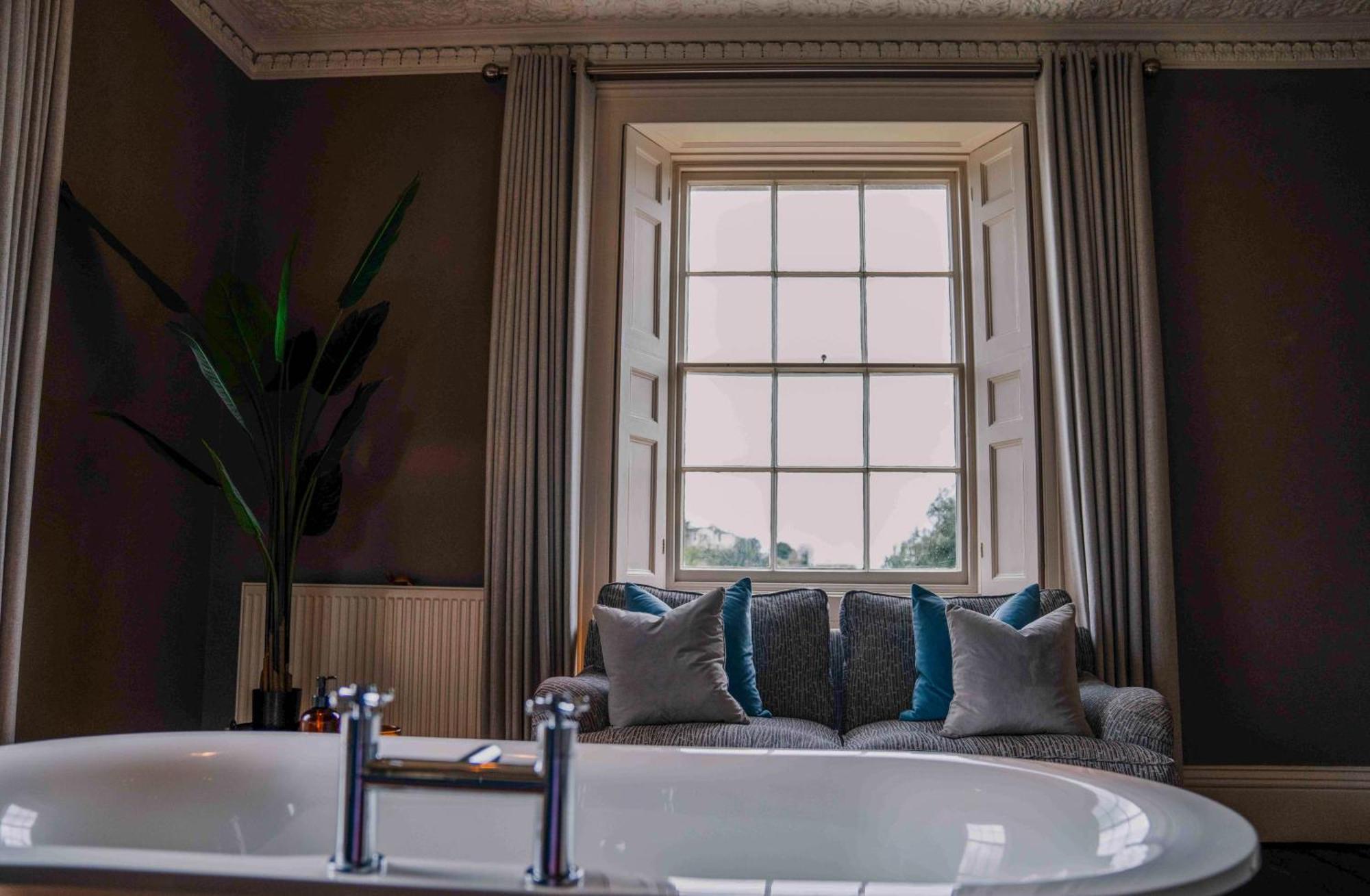 St Anne's Manor - Luxury With Hot Tub