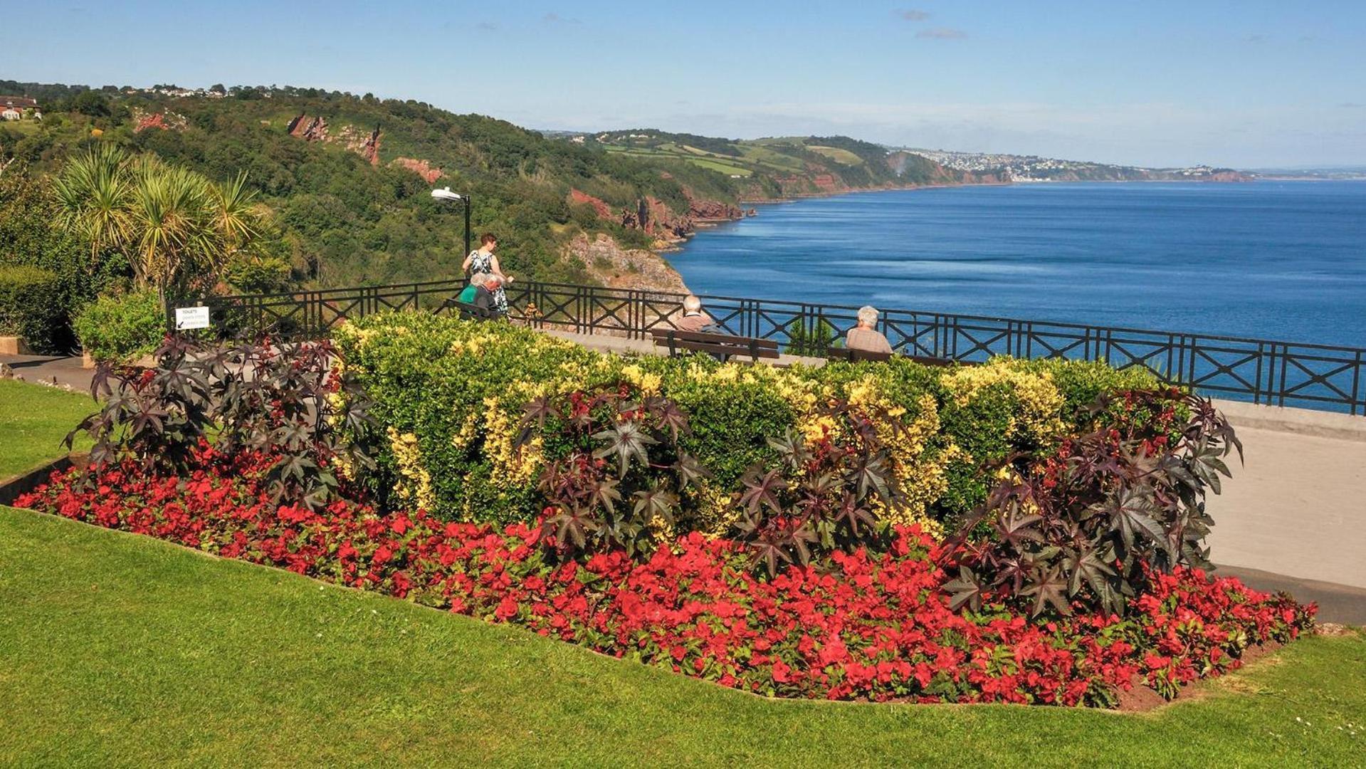 Casa de férias Sandown - 2 Minutes Walk To The Downs, Restaurants Bars & Beaches *