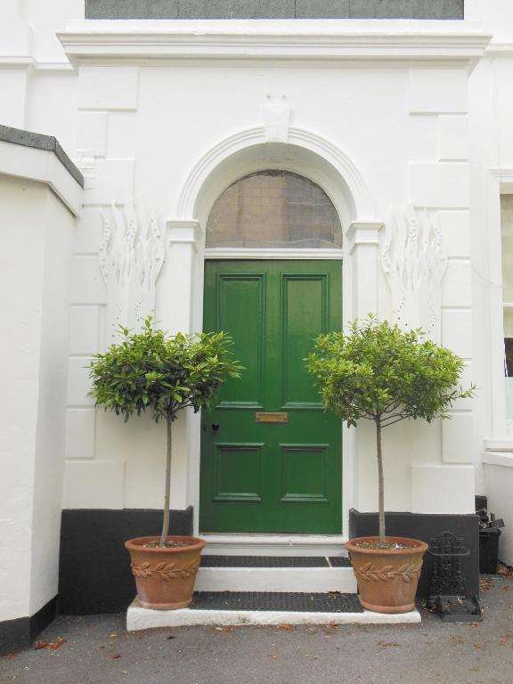 Cary Court - Torquay
