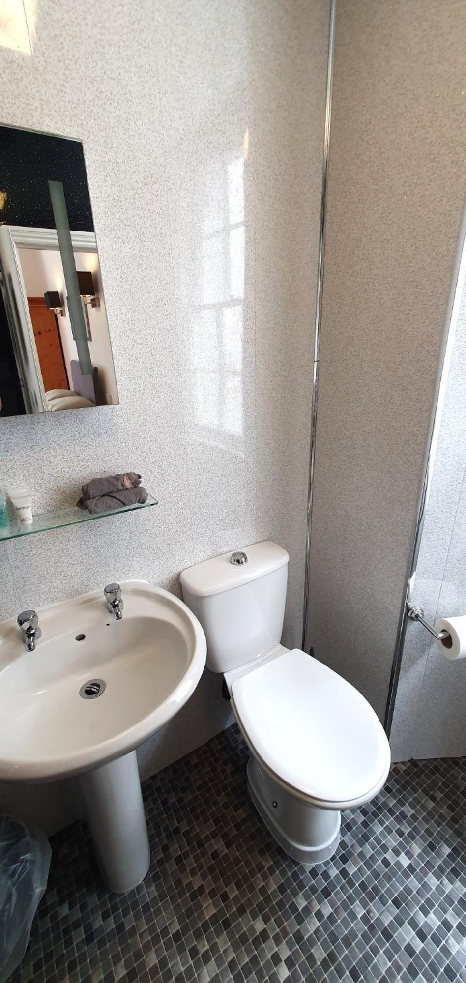 Midway Guest house *