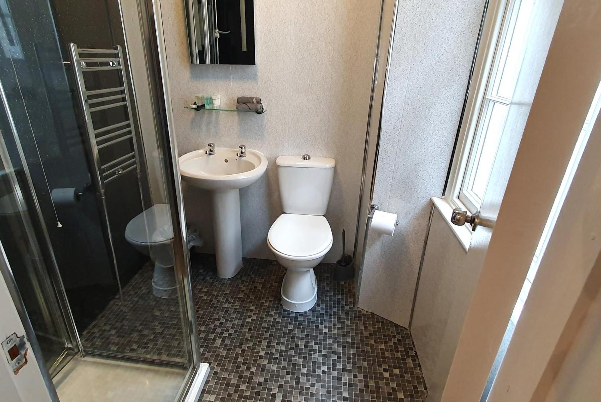 Guest house Midway