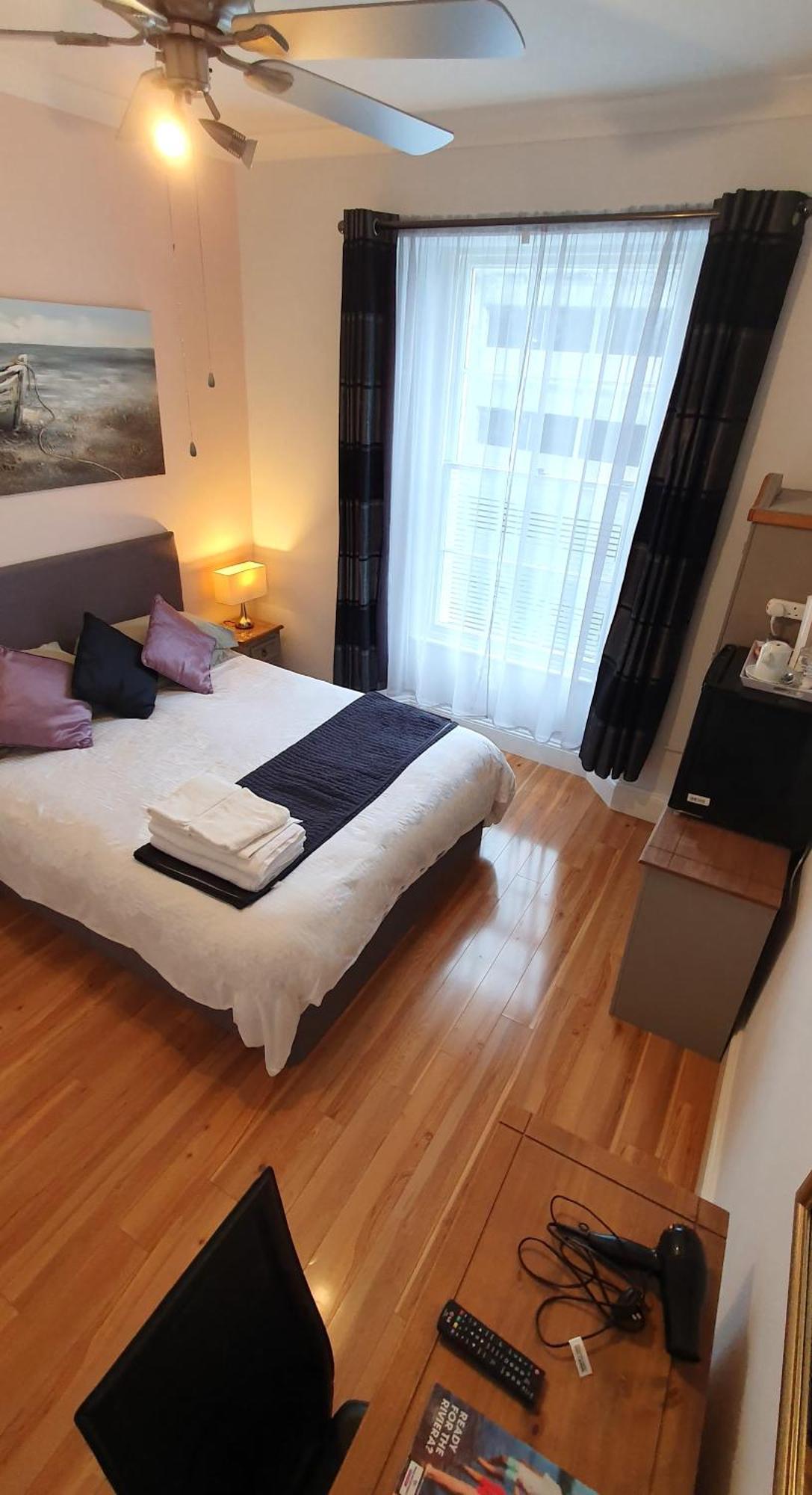 Midway Guest house