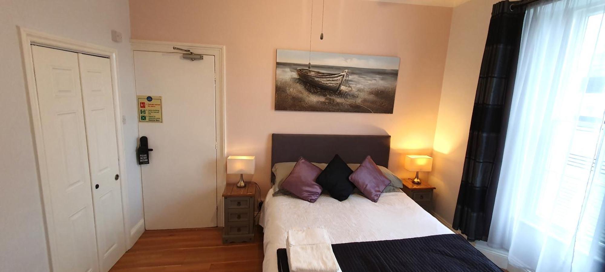 Guest house Midway