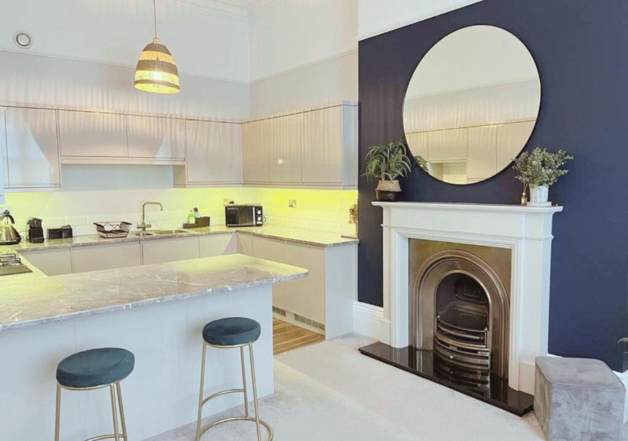 3 Sheets To The Wind, Boutique Holiday In Apartment Torquay