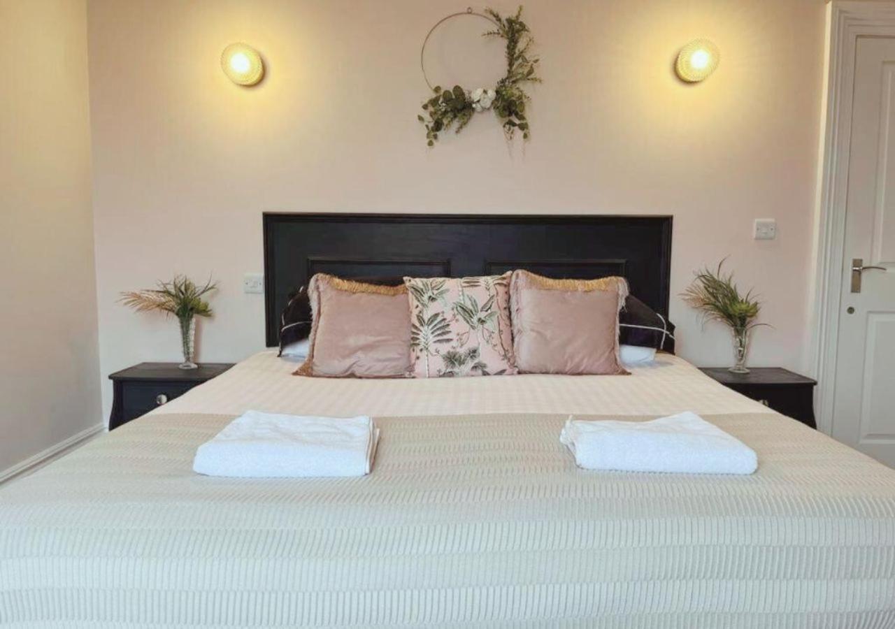3 Sheets To The Wind, Boutique Holiday In Apartment *
