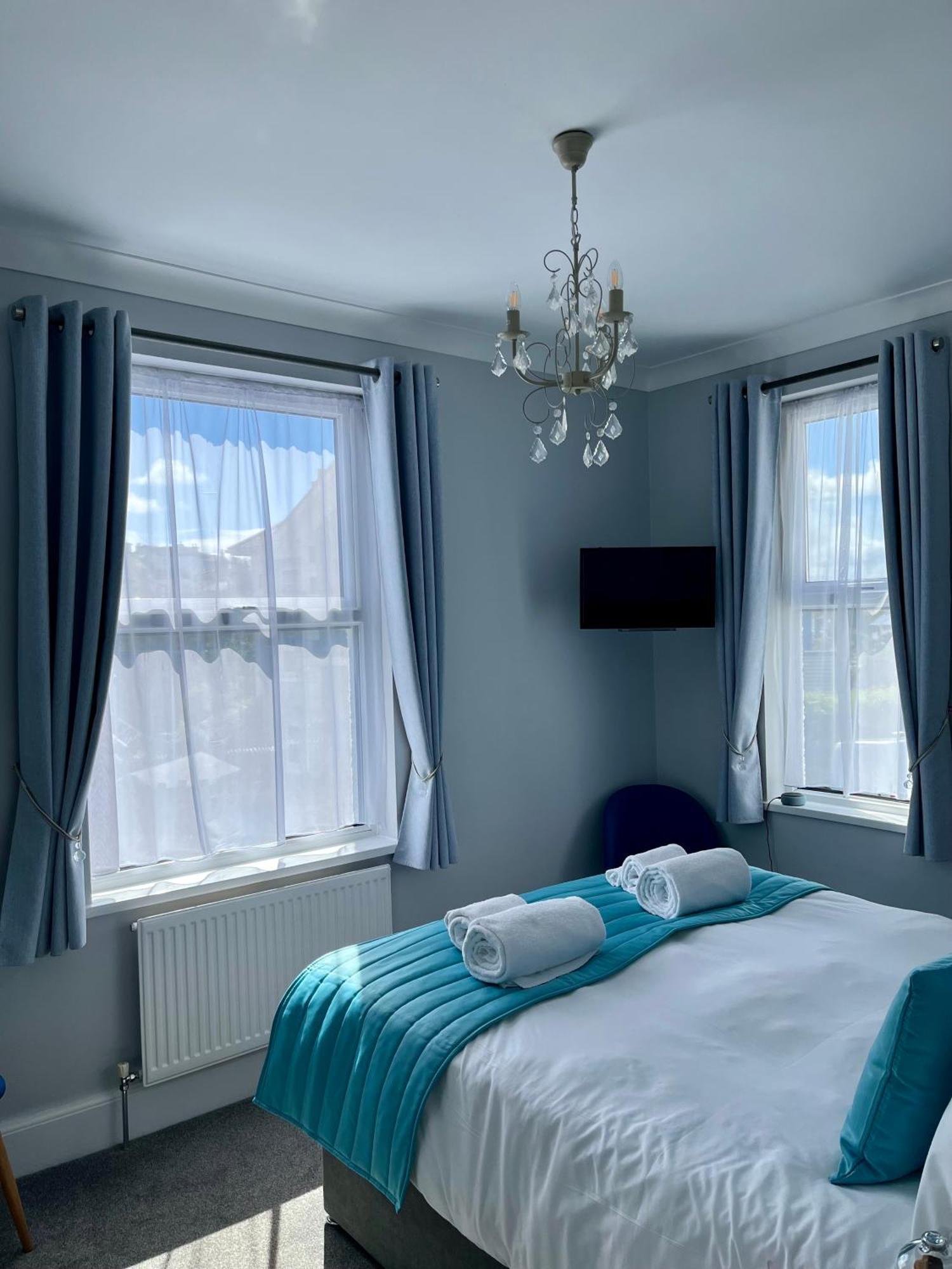 Bentley 4* Torquay
