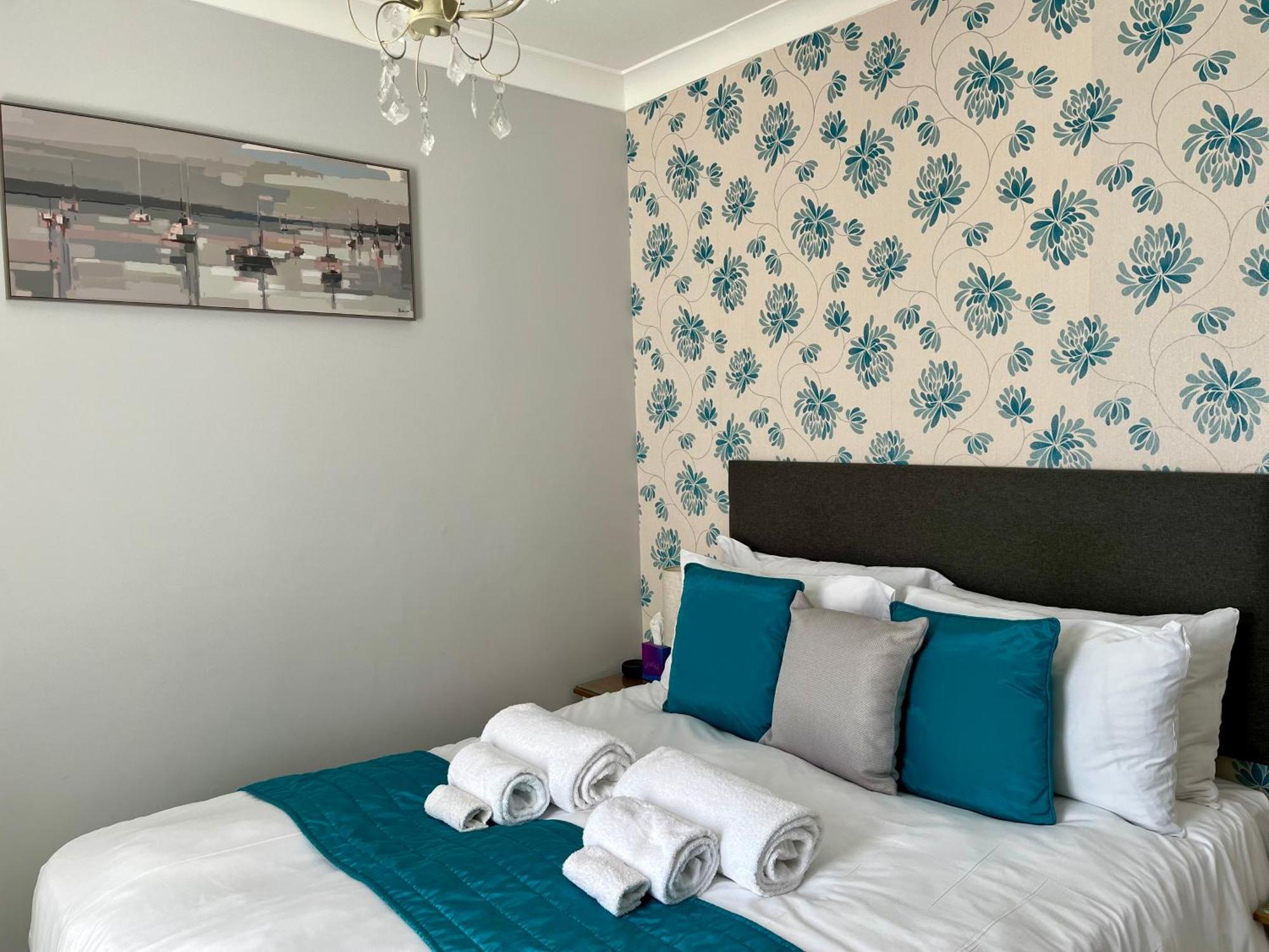 Bentley 4* Torquay