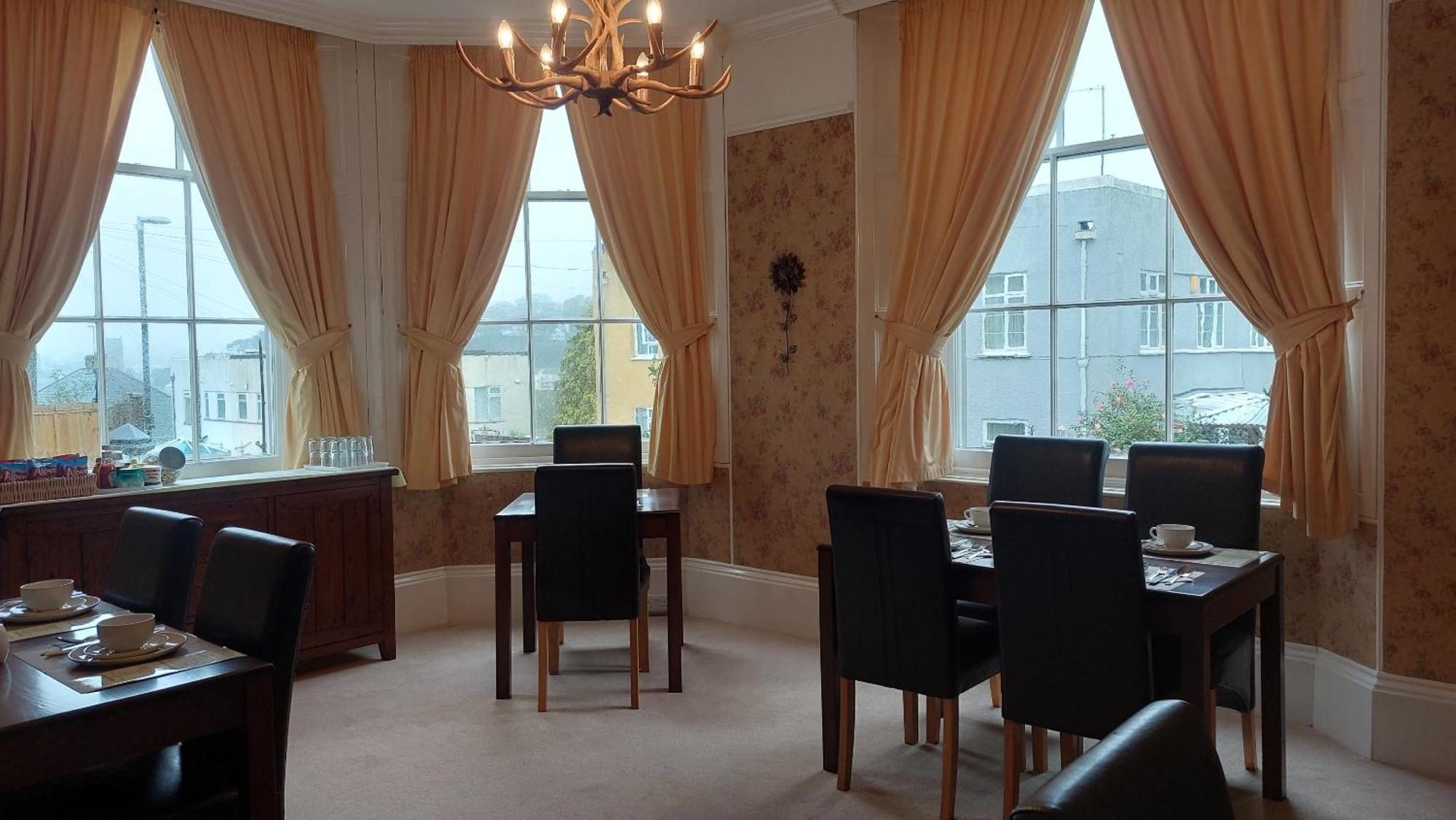 Ashleigh House Guest house