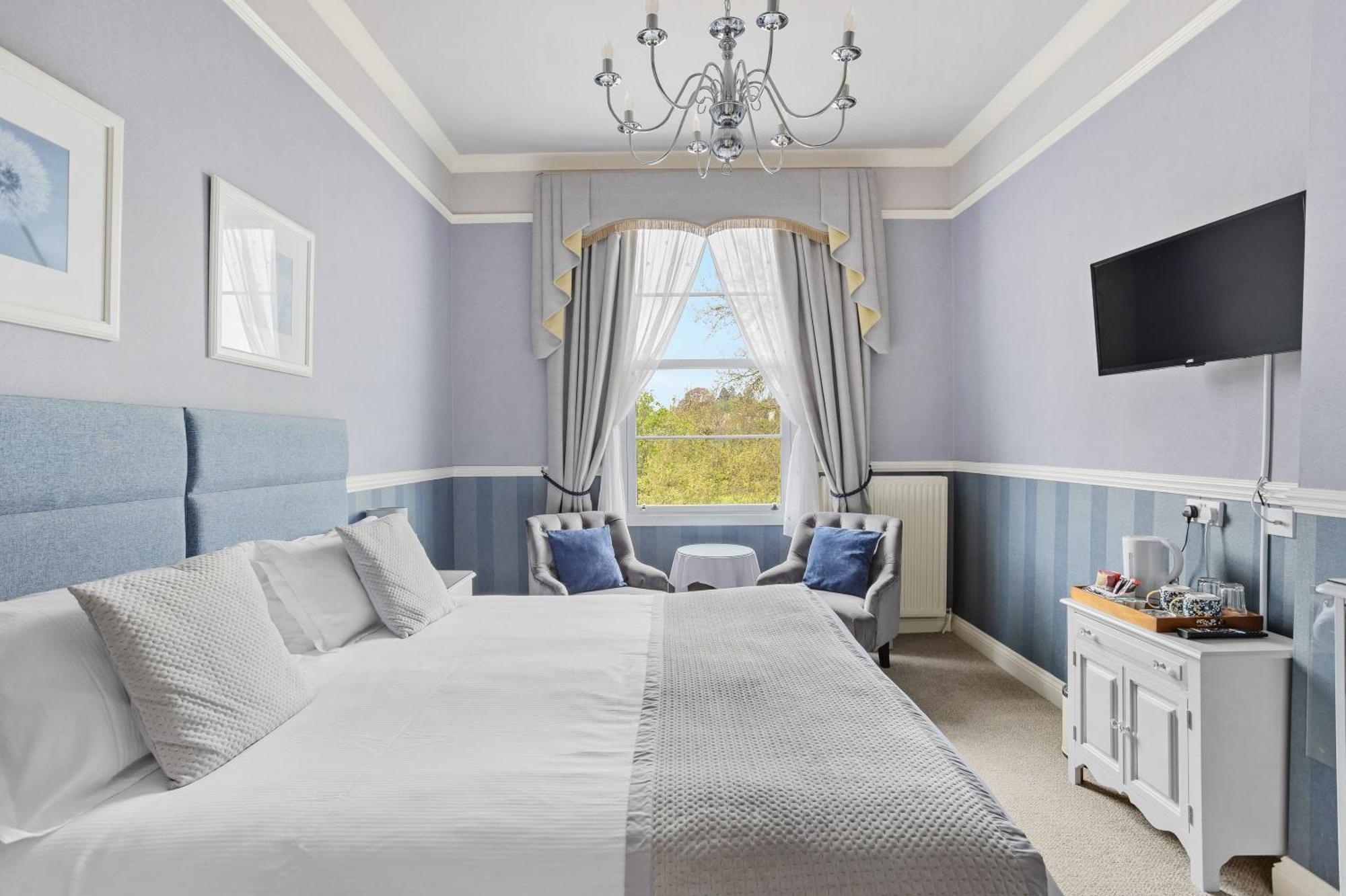 The Berburry 4*