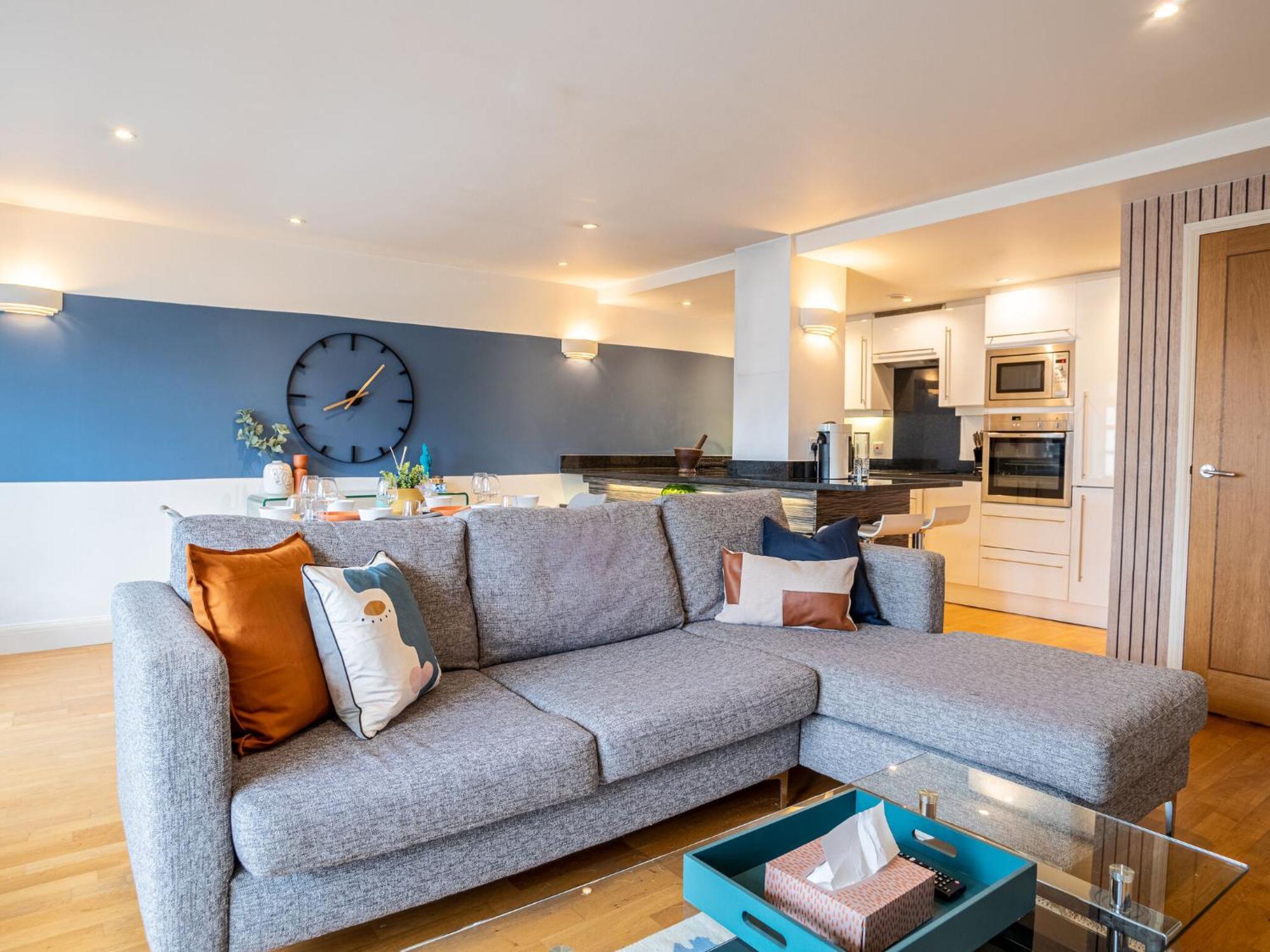 Apartment 2br Harbor View Near Babbacoombe Selfcheck-in Torquay