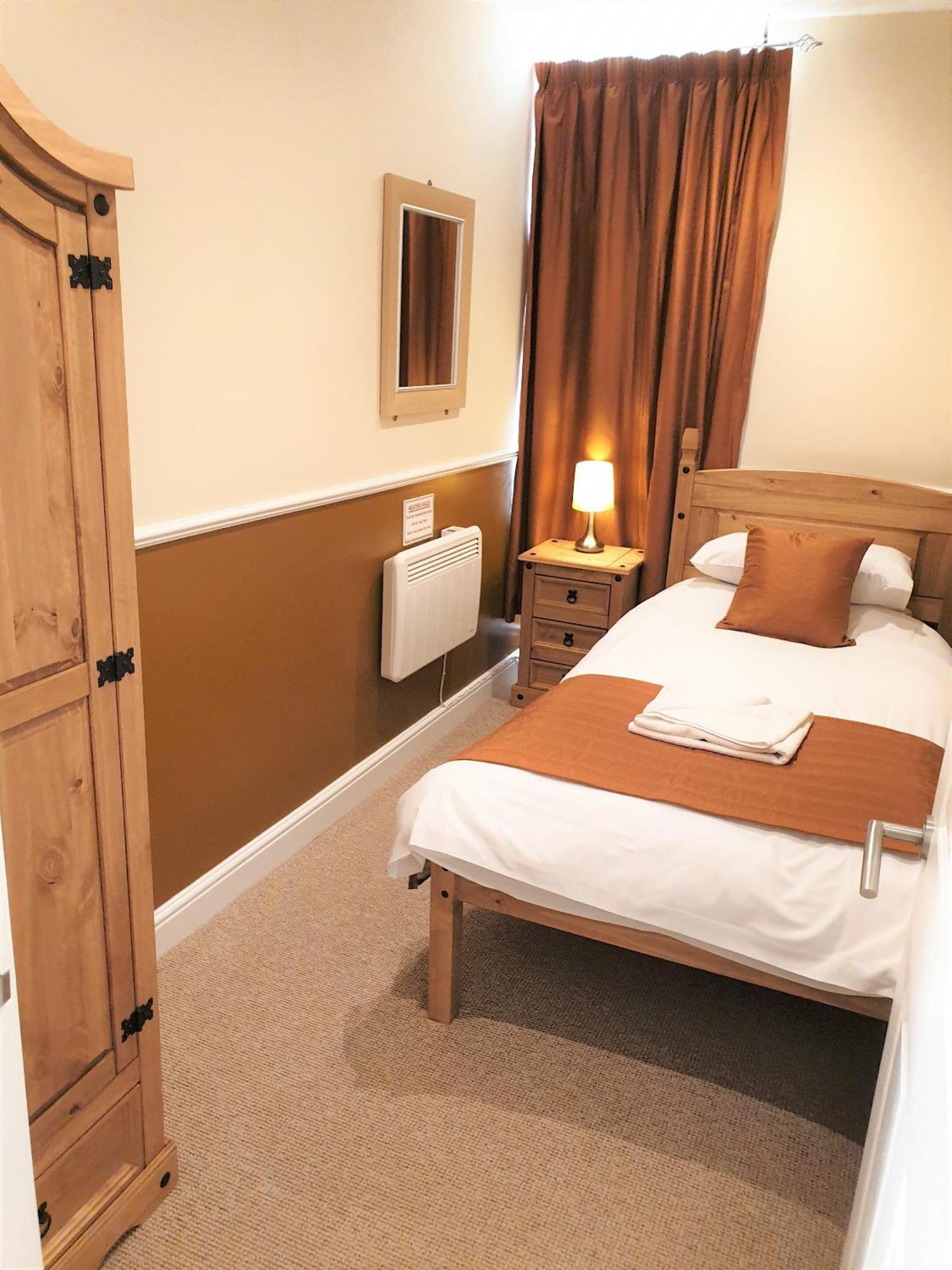 Appletorre House Flats - Pet Friendly And Private Parking * Torquay