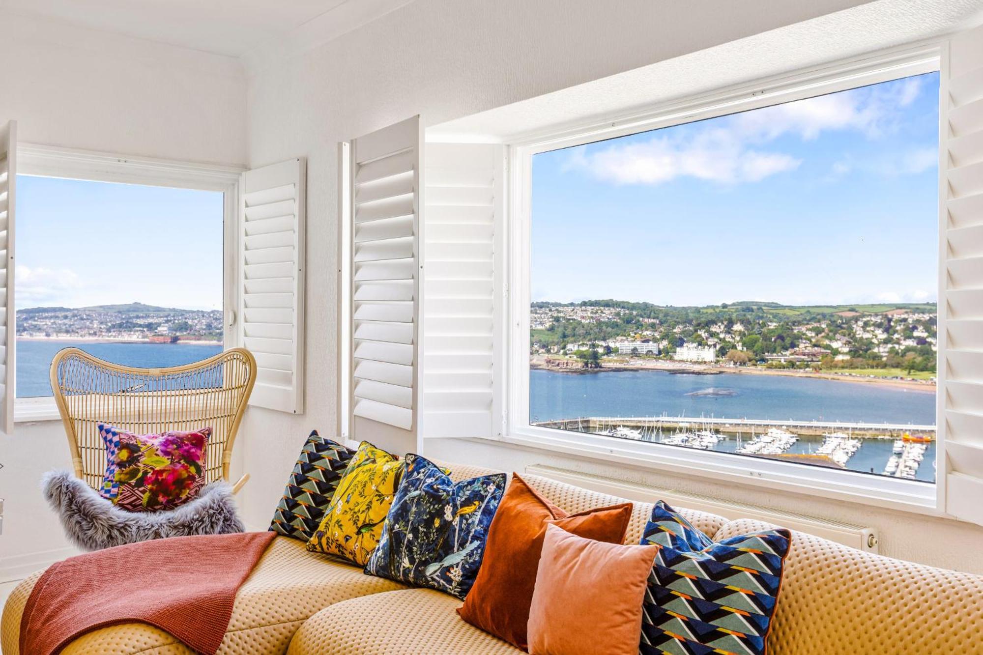 Vane Tower - Award Winning Designer Retreat With Panoramic Sea Views *