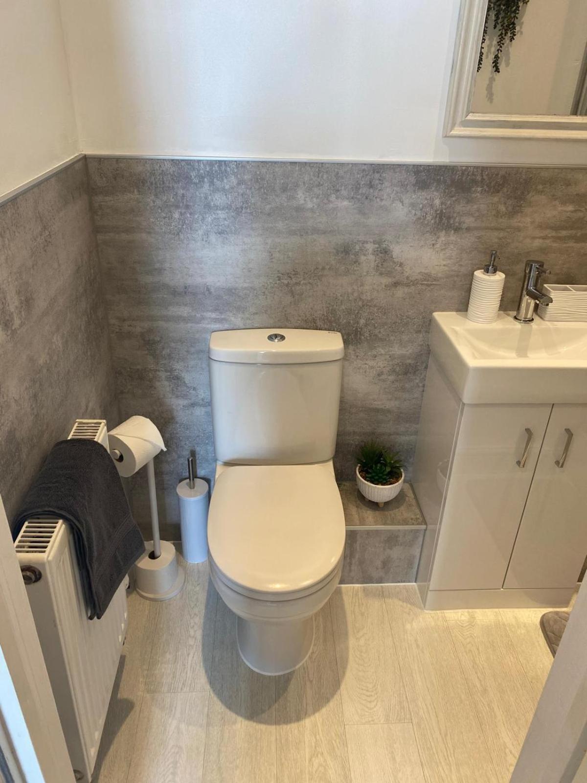 Apartment Montrose - Stylish With Free Parking *