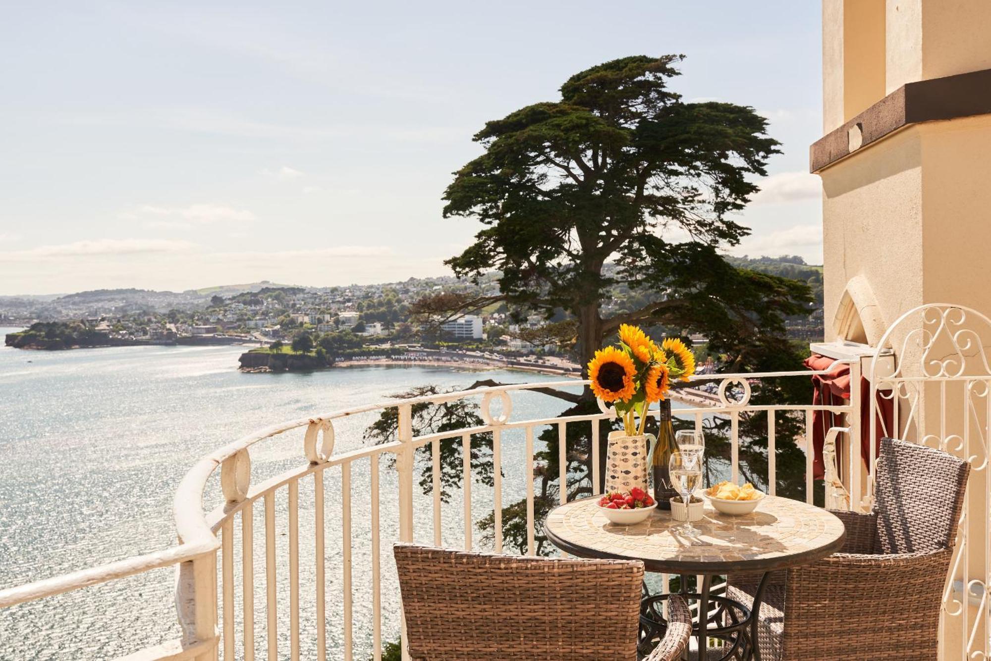 Bayfort Sea - Comfortable Couples Retreat With Stunning Coastal Views