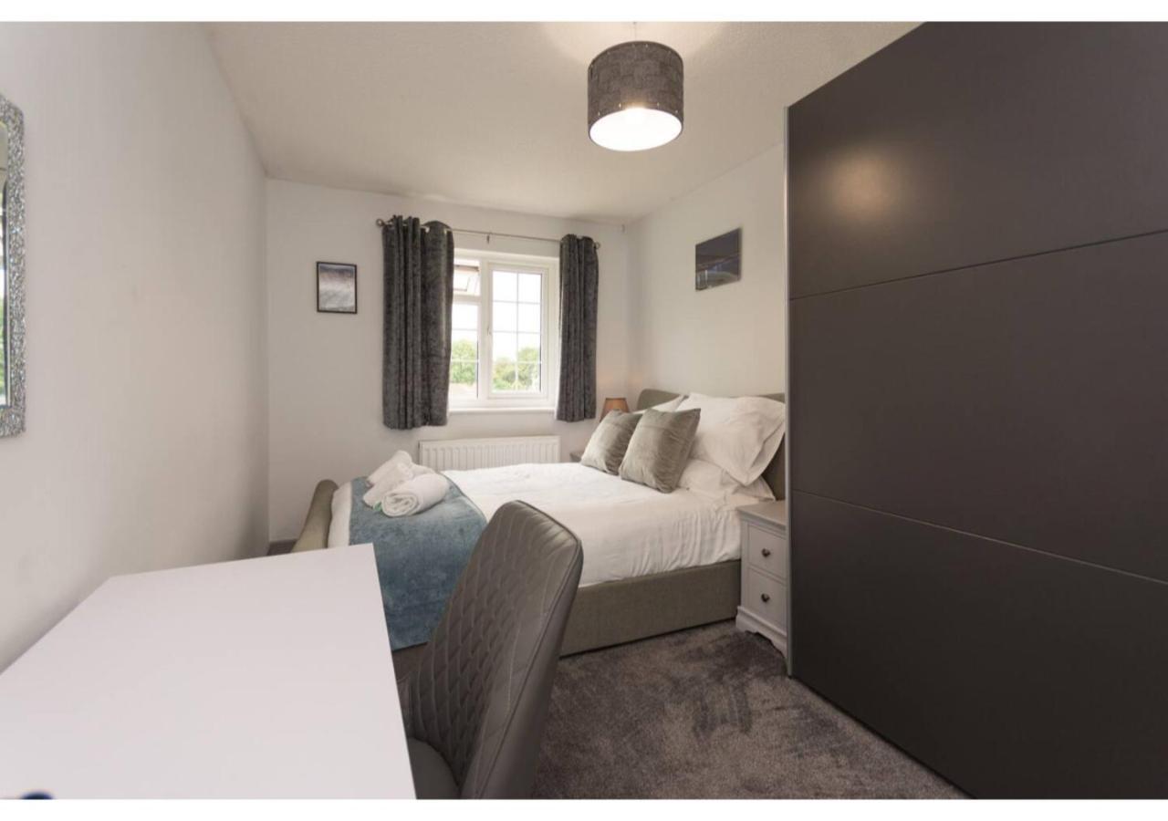 Hollywater Cheerful 3 Bedroom In Close With Pizza Oven Holiday home Torquay