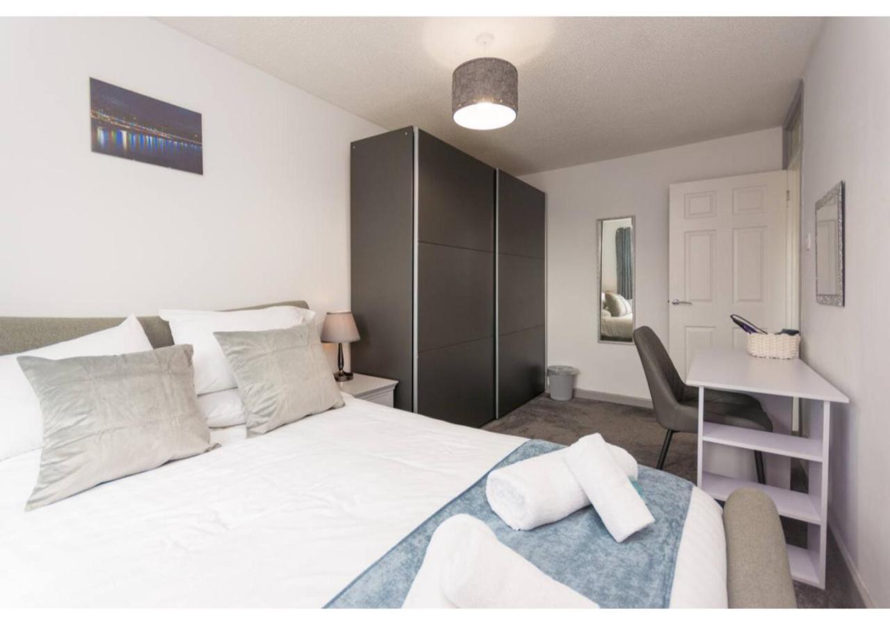 Hollywater Cheerful 3 Bedroom In Close With Pizza Oven Torquay
