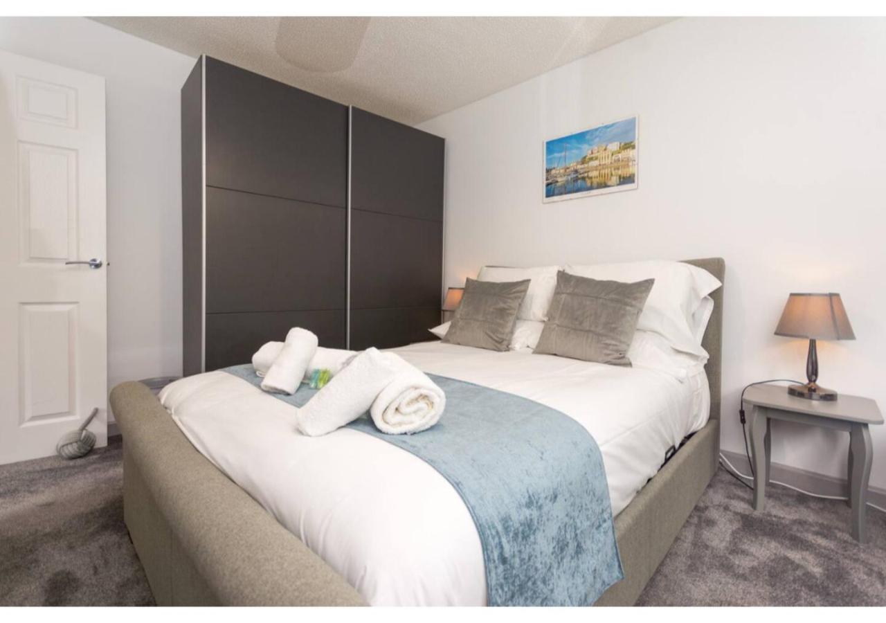 Hollywater Cheerful 3 Bedroom In Close With Pizza Oven Holiday home Torquay