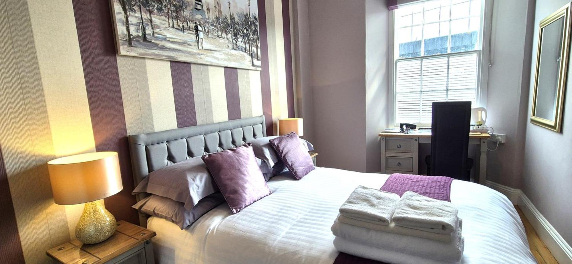 Midway Guest house *