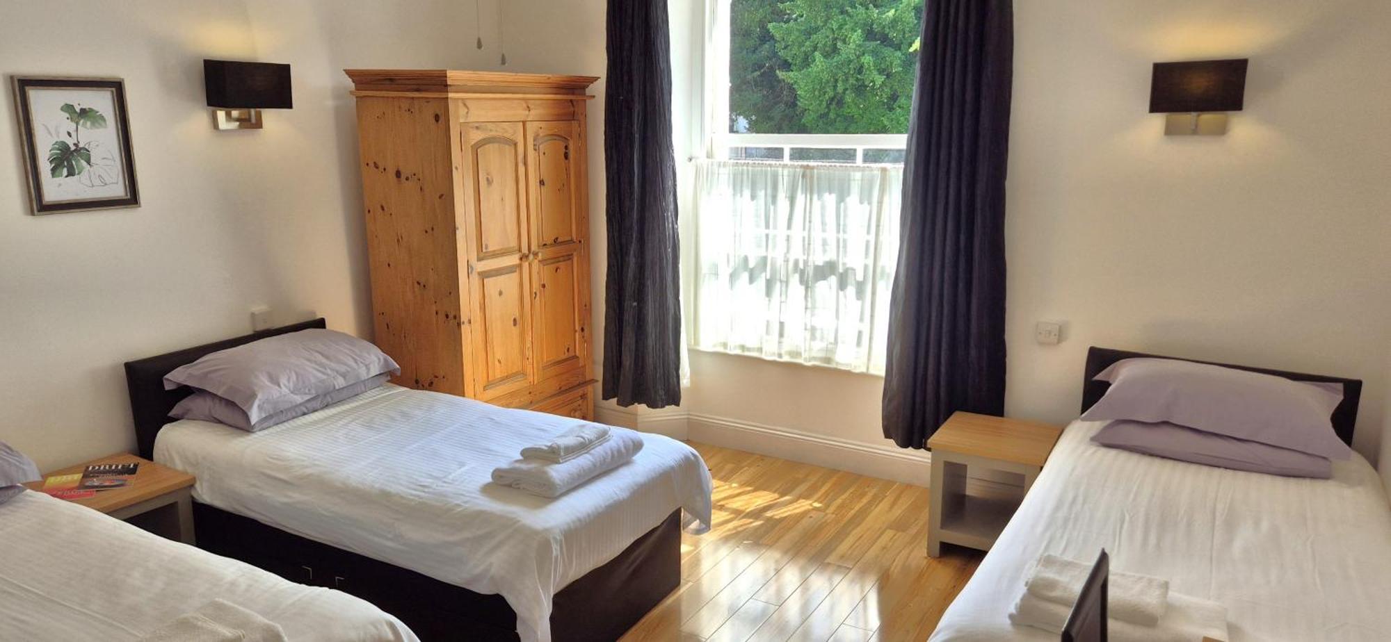 Guest house Midway *