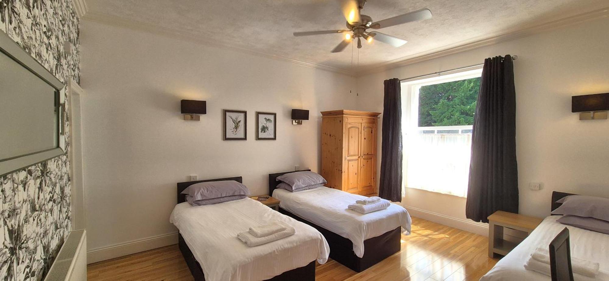 Midway Guest house *