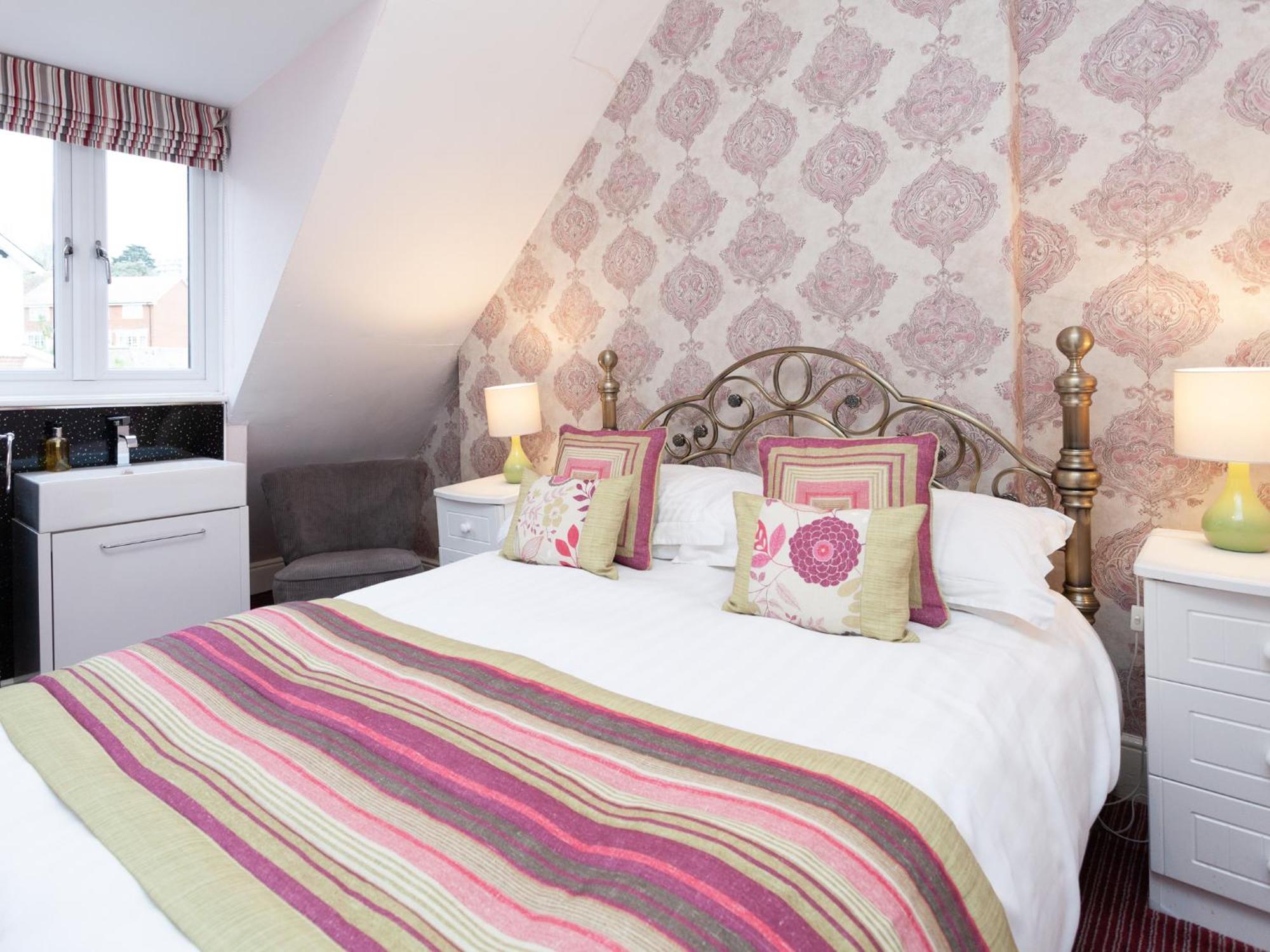 The Ravenswood Bed & Breakfast 4*