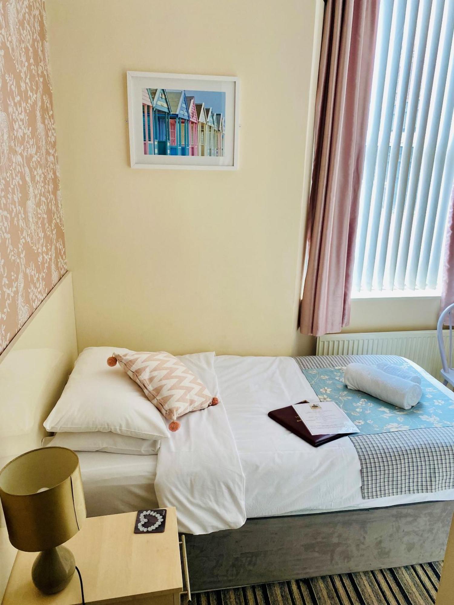74 Belgravia Guest house Torquay