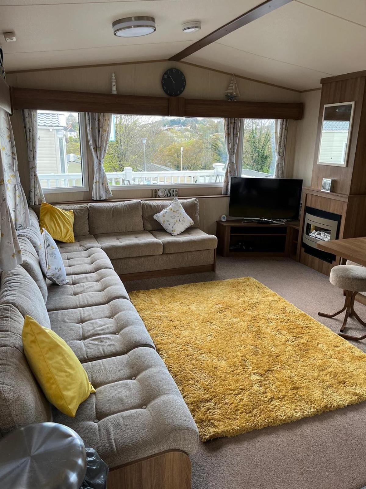 Campsite Lovely 3 Bedroom Caravan To Rent At Hoburne Devon Bay