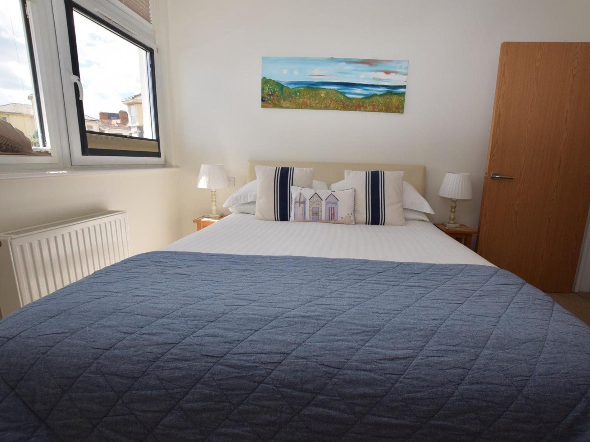 2 Bed In 51143 Torquay