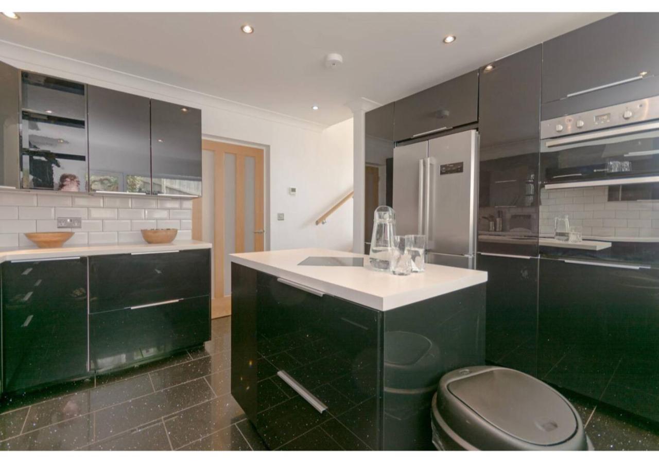 Holiday home Warwick Views - Family Hot Tub Lovely Views With Ample Parking Torquay