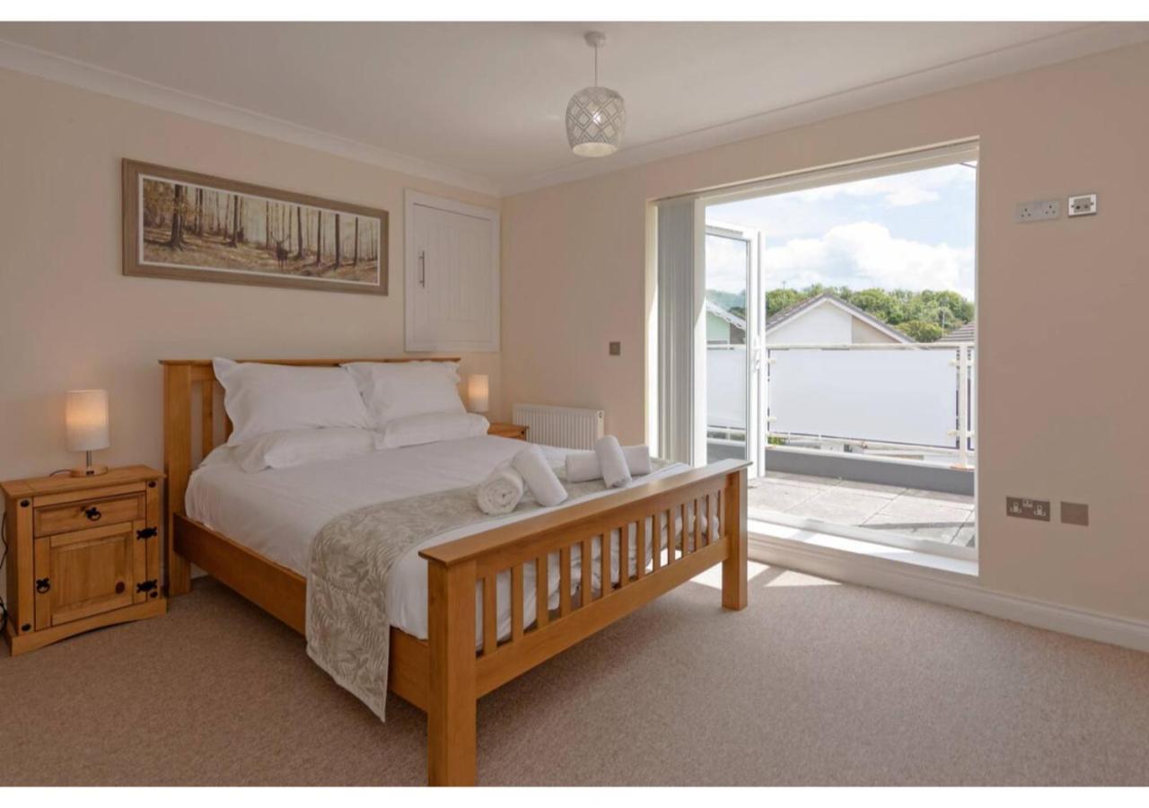 Warwick Views - Family Hot Tub Lovely Views With Ample Parking