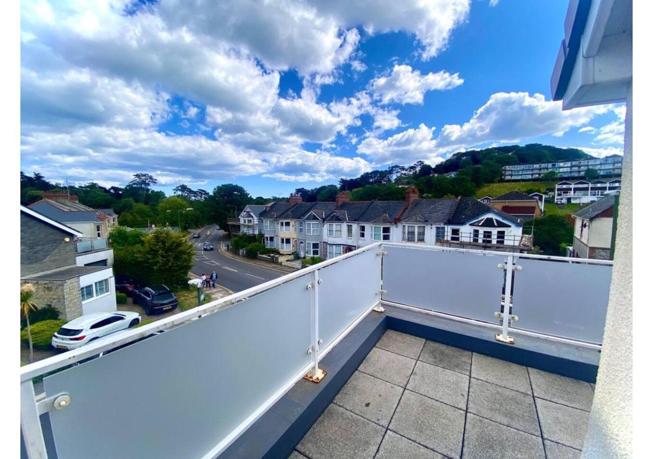 Warwick Views - Family Hot Tub Lovely Views With Ample Parking