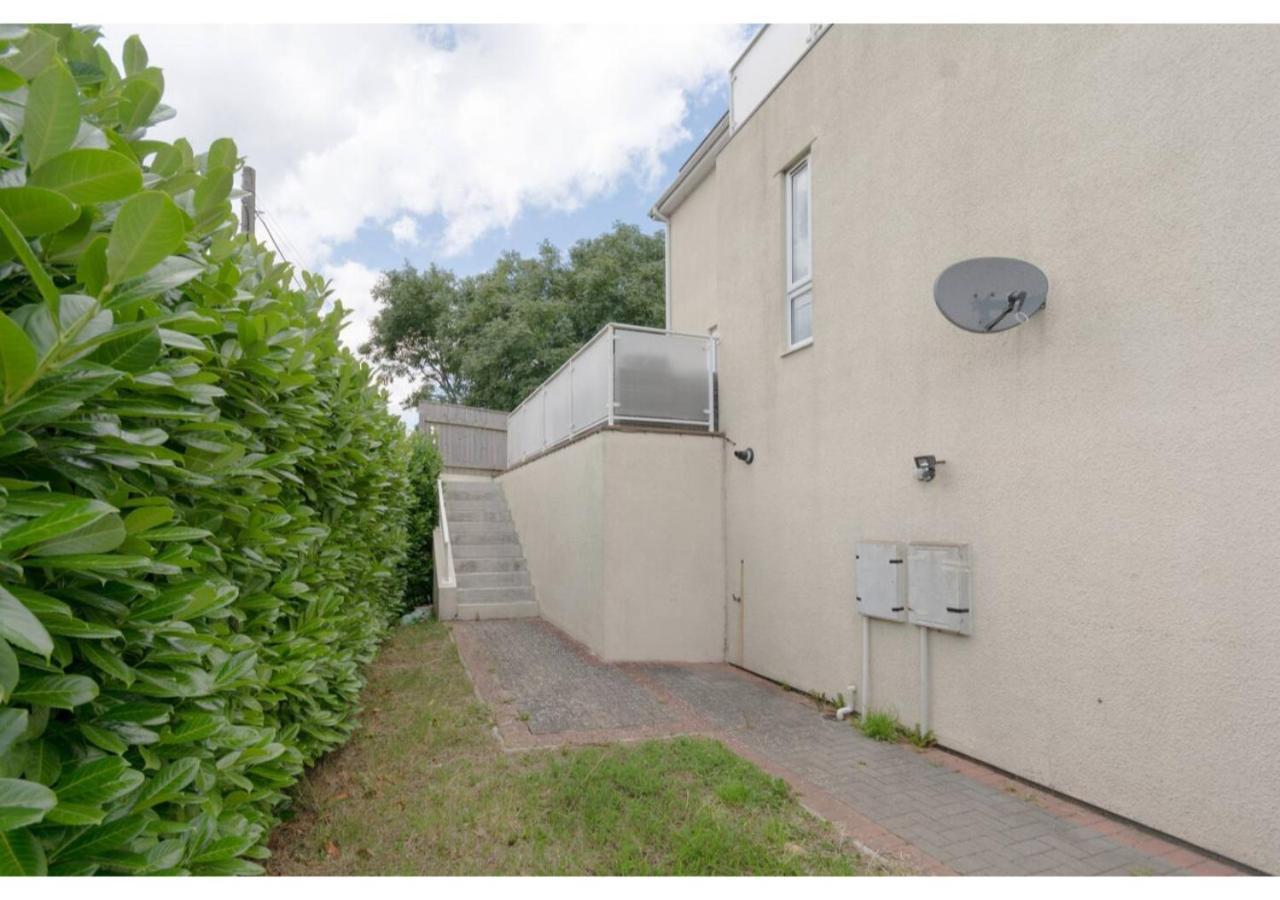 Warwick Views - Family Hot Tub Lovely Views With Ample Parking Holiday home Torquay