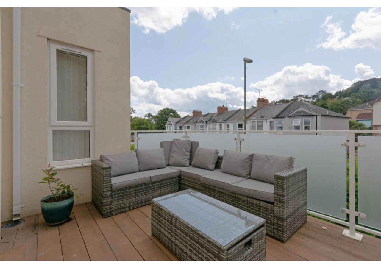 Warwick Views - Family Hot Tub Lovely Views With Ample Parking