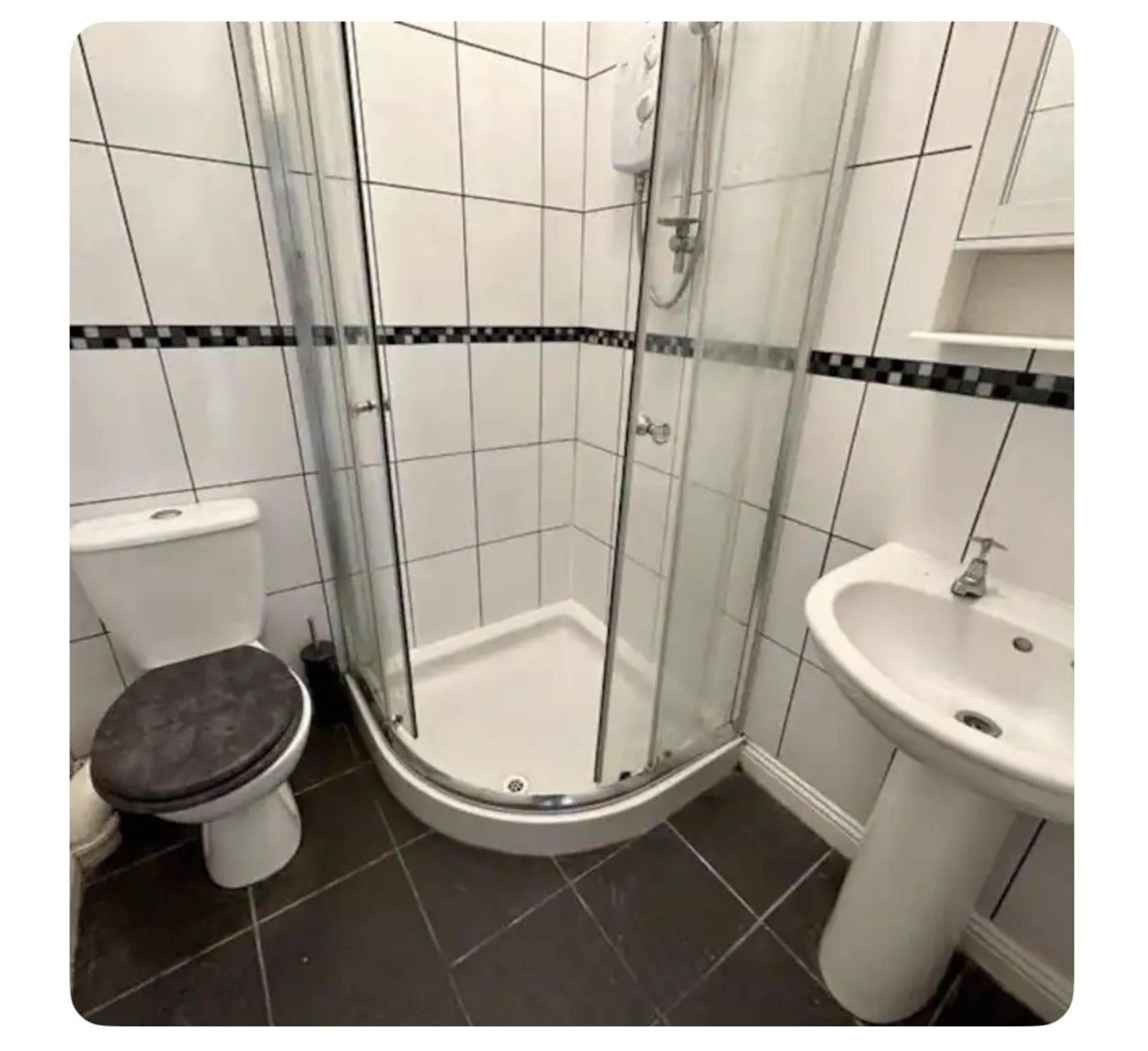 Apartment 1 Bedroom Sleeps 4 Free Parking Torbay *