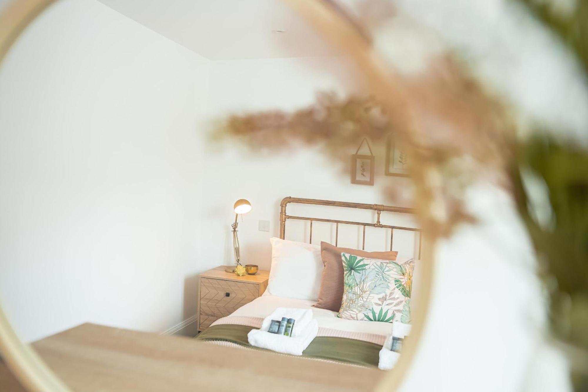 Serene Harborview Great For Relaxation